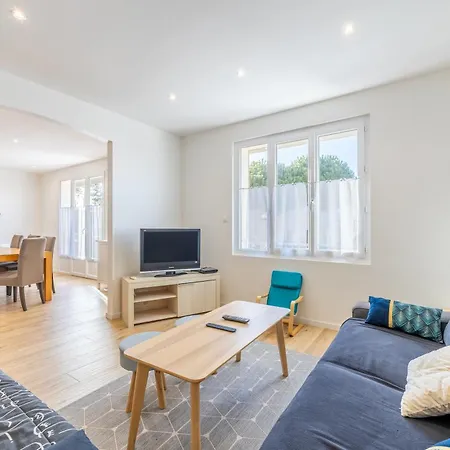 Maison Familliale Centre Fromentine 펜션