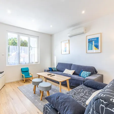 Maison Familliale Centre Fromentine 펜션