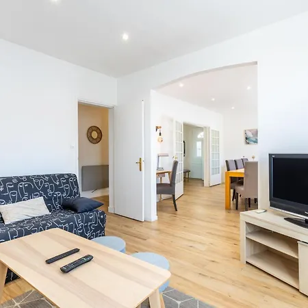 Maison Familliale Centre Fromentine Holiday home *