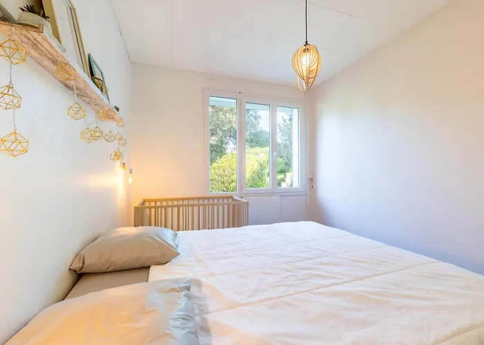 Maison Familliale Centre Fromentine 펜션 *