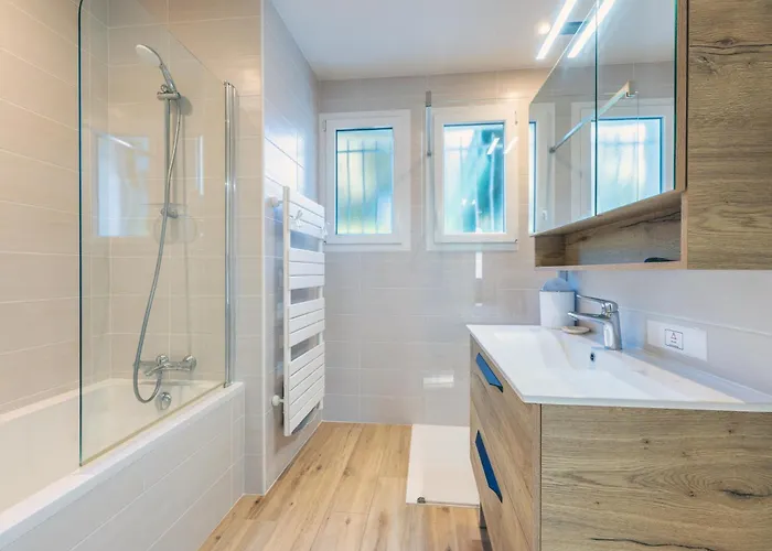 Maison Familliale Centre Fromentine 라 바르-드-몽