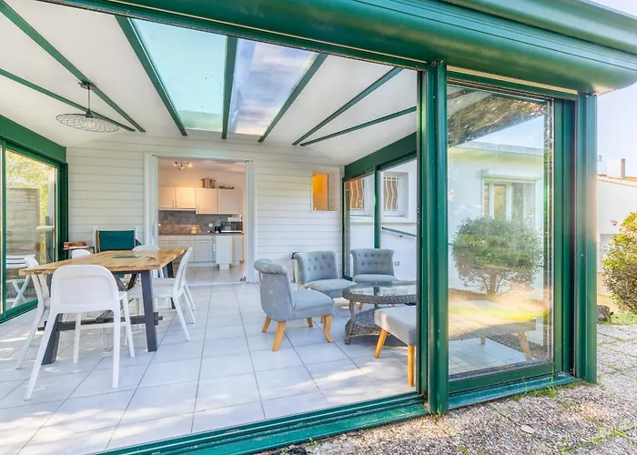 Maison Familliale Centre Fromentine * 라 바르-드-몽